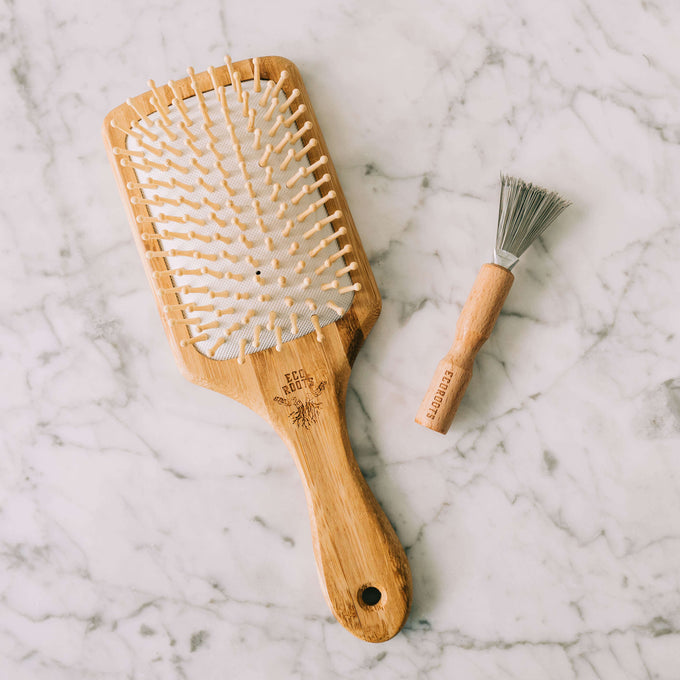 Wooden Hair Brush - Bundle shampoo